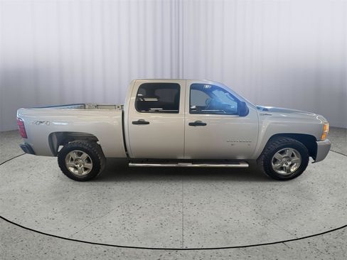 Used 2011 Chevrolet Silverado 1500 4x4 Crew Cab Hybrid image 6