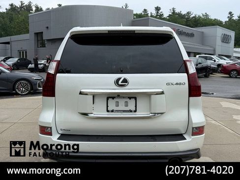 Used 2022 Lexus GX 460 Premium w/ Accessory Package AWD/4WD image 13