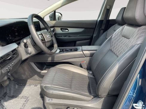 Used 2025 Nissan Murano Platinum w/ Cargo Package AWD/4WD image 3