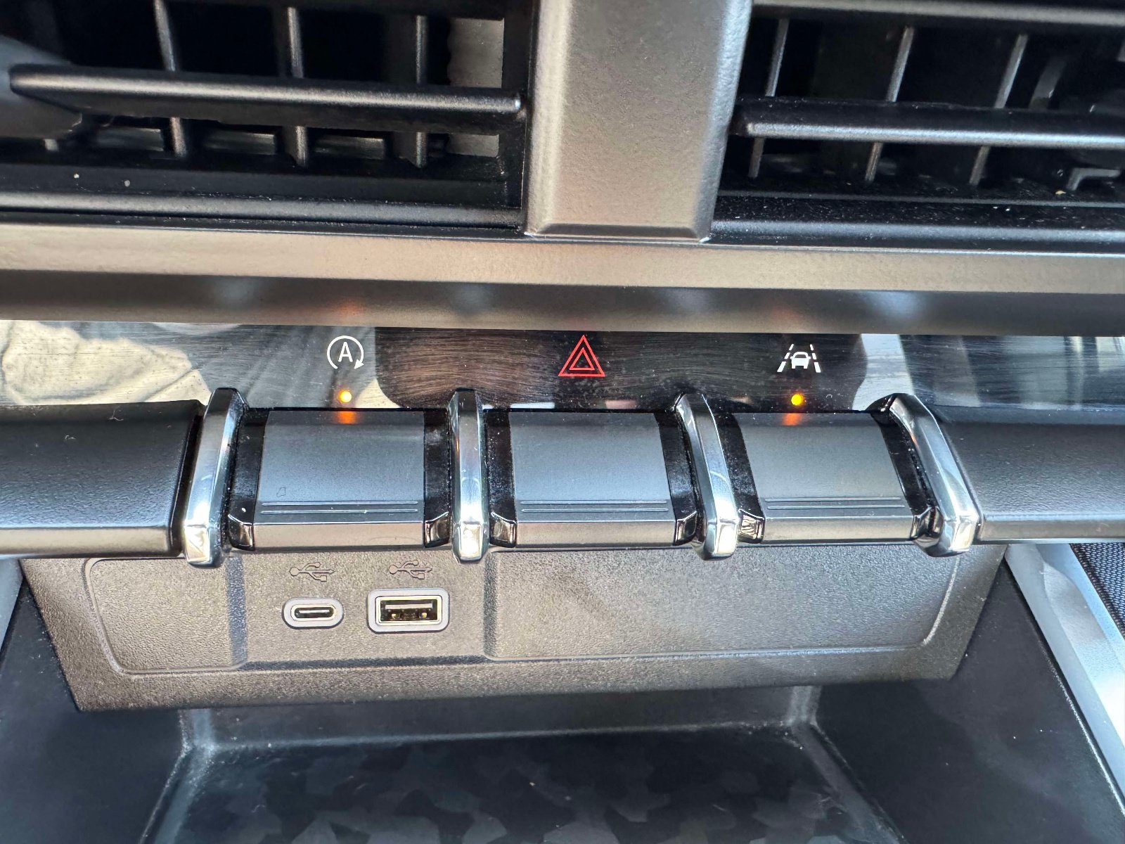 Used 2024 Chevrolet Colorado Trail Boss w/ Advanced Trailering Package AWD/4WD image 29