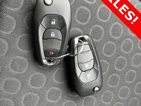 Used 2021 Chevrolet Trax LS w/ Tint and Cruise Package image 5