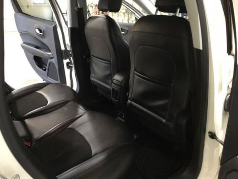 Used 2019 Jeep Compass Latitude AWD/4WD image 47
