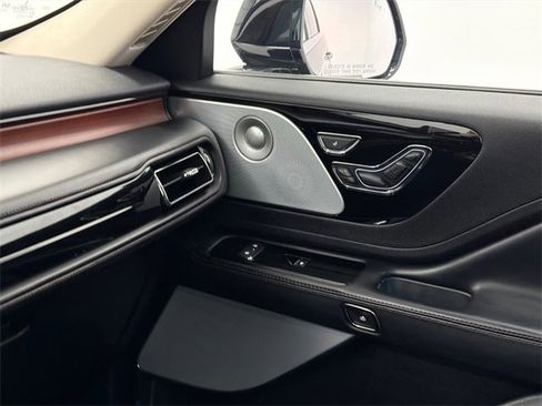 Used 2022 Lincoln Aviator Grand Touring w/ Equipment Group 301A image 35