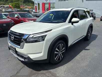 Certified 2024 Nissan Pathfinder Platinum w/ Cargo Package