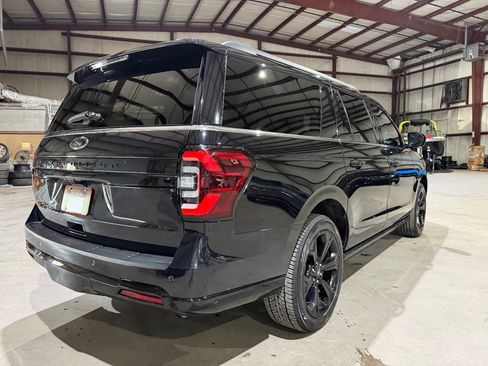 Used 2022 Ford Expedition Max Limited AWD/4WD image 5