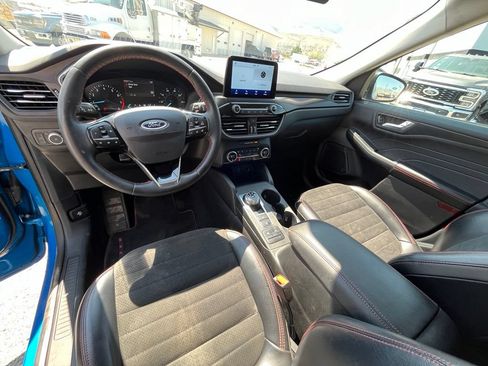 Used 2021 Ford Escape SEL w/ SEL Stealth AWD Package image 10