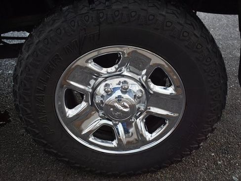 Used 2017 RAM 2500 Tradesman w/ Chrome Appearance Group image 35