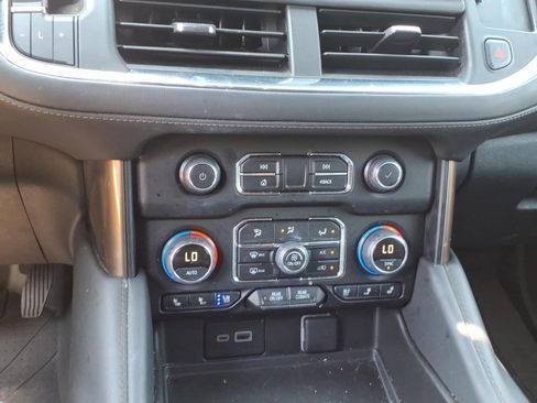 Used 2023 Chevrolet Tahoe High Country AWD/4WD image 18