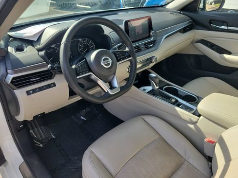 Certified 2022 Nissan Altima 2.5 SL FWD image 14