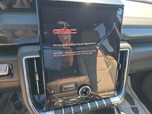 New 2026 GMC Yukon Elevation image 26