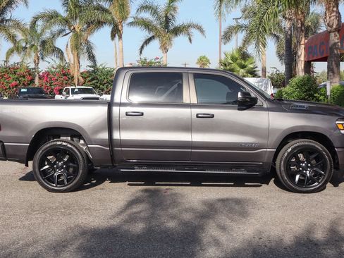 Used 2023 RAM 1500 Laramie AWD/4WD image 10