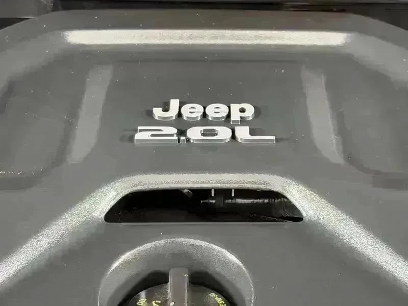 Used 2020 Jeep Wrangler Unlimited Sahara AWD/4WD image 22