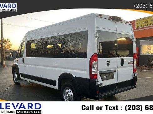 Used 2021 RAM ProMaster 2500 w/ Convenience Group FWD image 6
