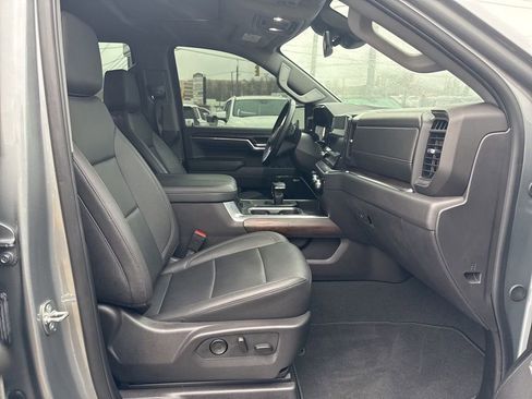 Used 2024 GMC Sierra 1500 SLT w/ SLT Premium Plus Package image 18