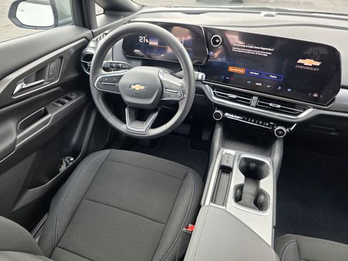 New 2026 Chevrolet Equinox EV LT image 19