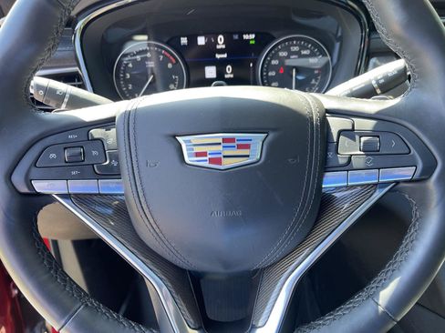 Used 2025 Cadillac XT6 Premium Luxury w/ Platinum Package AWD/4WD image 25