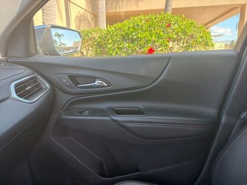 Used 2018 Chevrolet Equinox Premier AWD/4WD image 21