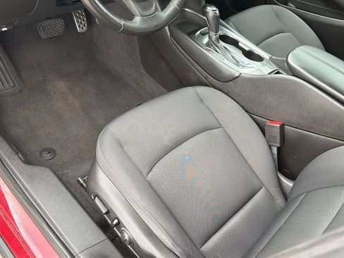Used 2017 Chevrolet Malibu LT FWD image 45