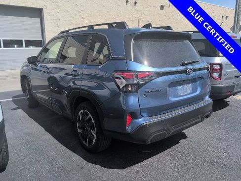 Used 2025 Subaru Forester Limited AWD/4WD image 6