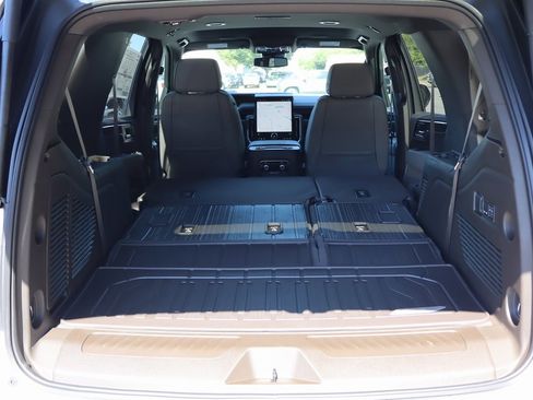 New 2026 GMC Yukon Elevation w/ LPO, Floor Liner Package image 21