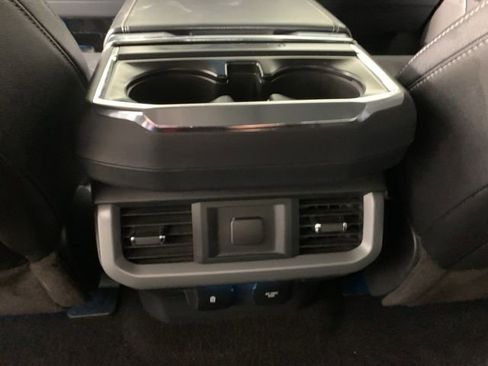 Used 2022 Ford F150 Lariat w/ Max Trailer Tow Package AWD/4WD image 31