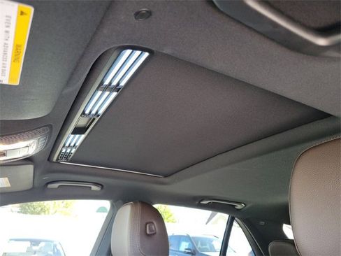 Certified 2022 Mercedes-Benz GLE 350 4MATIC image 18