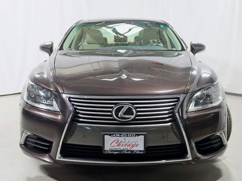 Used 2013 Lexus LS 460 AWD w/ Ultra Luxury Pkg image 8