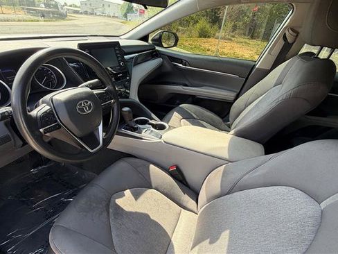 Used 2022 Toyota Camry LE w/ Carpet Mat Package (TMS) FWD image 13