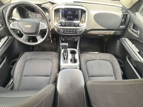 Used 2019 Chevrolet Colorado LT w/ LT Convenience Package RWD image 11