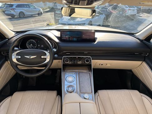 Used 2022 Genesis GV80 3.5T w/ Advanced Package 06 image 18