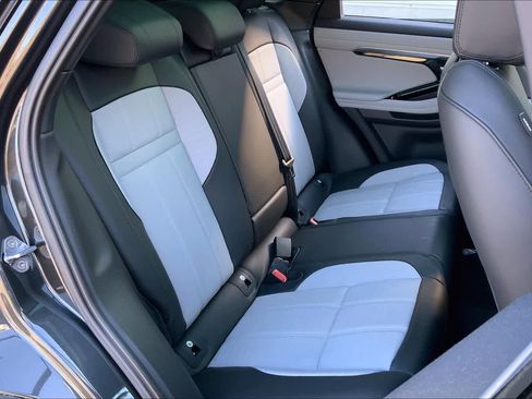 Used 2020 Land Rover Range Rover Evoque R-Dynamic HSE image 19