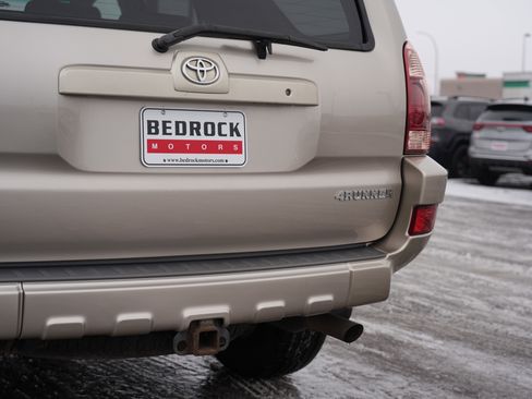 Used 2003 Toyota 4Runner SR5 image 10