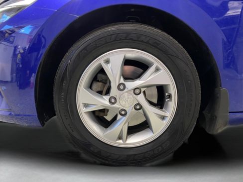 Used 2022 Hyundai Elantra SE image 8