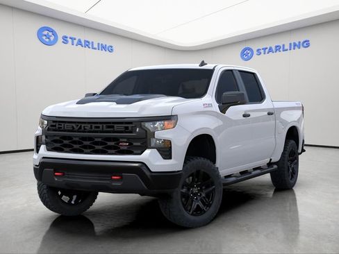 New 2026 Chevrolet Silverado 1500 Custom Trail Boss AWD/4WD image 1