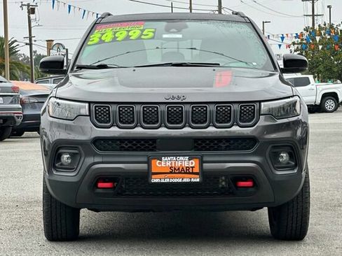 Used 2023 Jeep Compass Trailhawk w/ Sun and Sound Group AWD/4WD image 9