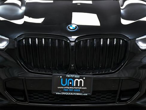 Used 2023 BMW X5 xDrive45e w/ M Sport Package image 89