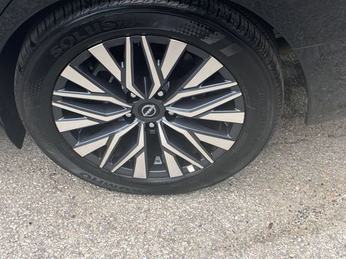 Used 2026 Nissan Altima 2.5 SV FWD image 24