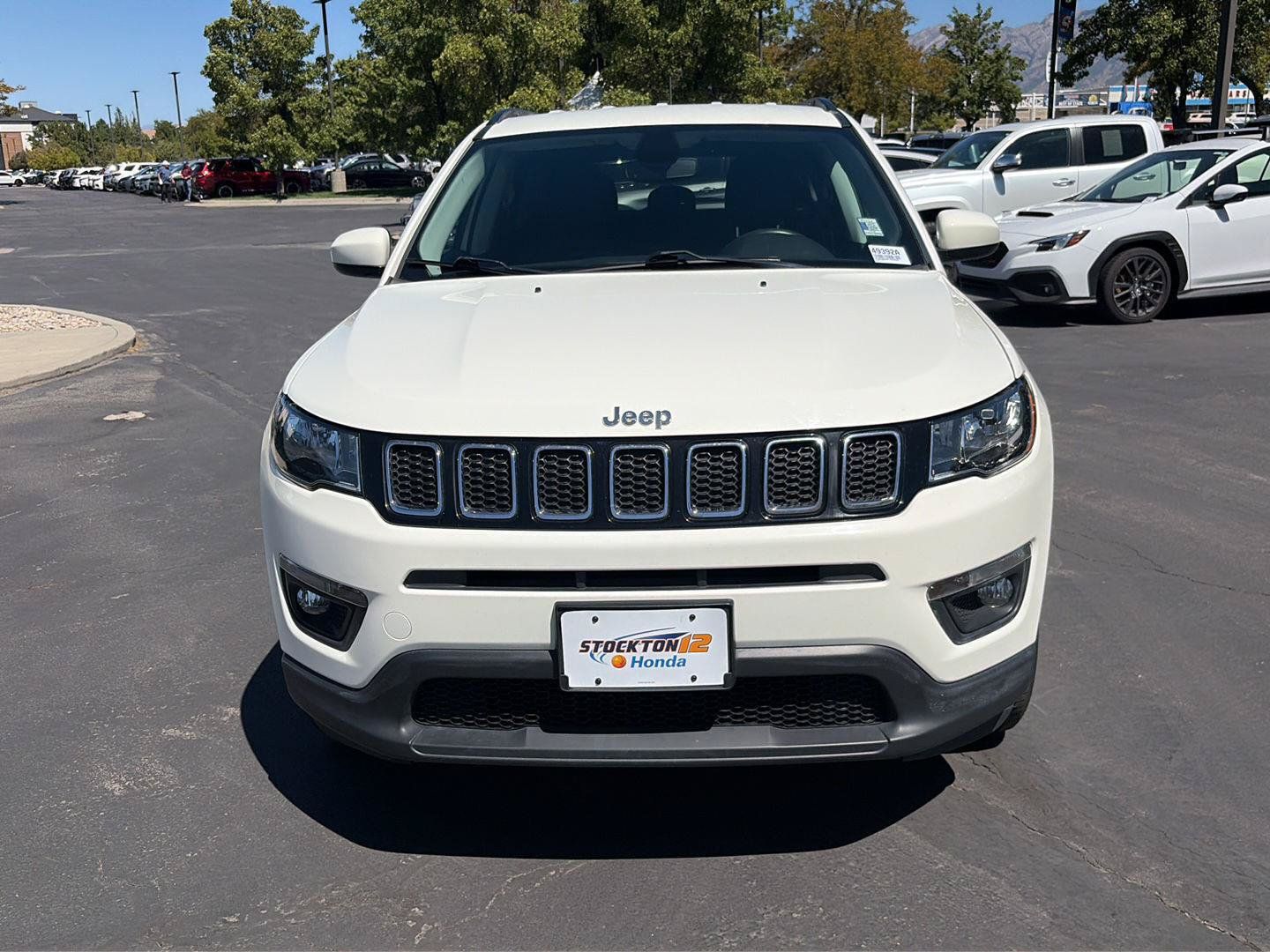 Used 2019 Jeep Compass Latitude w/ Popular Equipment Group AWD/4WD image 2