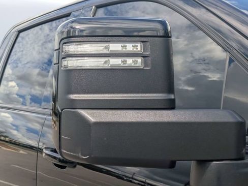Used 2024 GMC Sierra 2500 AT4 w/ AT4 Premium Plus Package AWD/4WD image 10
