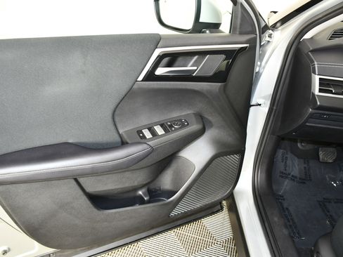 Used 2024 Mitsubishi Outlander ES image 33