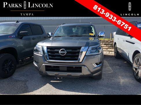 Used 2021 Nissan Armada Platinum w/ Captain's Chairs Package RWD image 6
