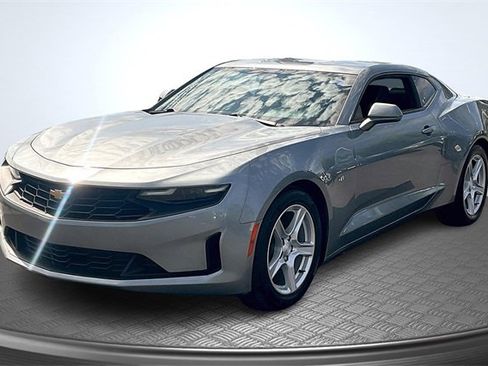 Used 2023 Chevrolet Camaro LT image 12