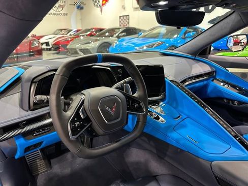 Used 2023 Chevrolet Corvette Stingray Premium Cpe w/ Z51 Performance Package RWD image 6