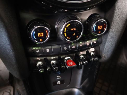 Used 2023 MINI Cooper S image 8