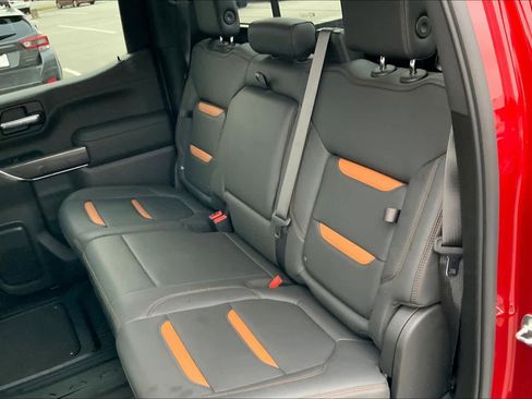 Used 2022 GMC Sierra 1500 AT4 w/ AT4 Premium Package AWD/4WD image 21