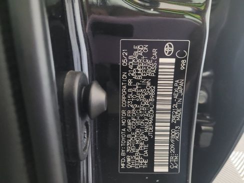 Used 2021 Toyota Corolla LE FWD image 33