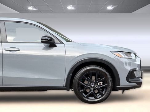 Certified 2024 Honda HR-V Sport image 33