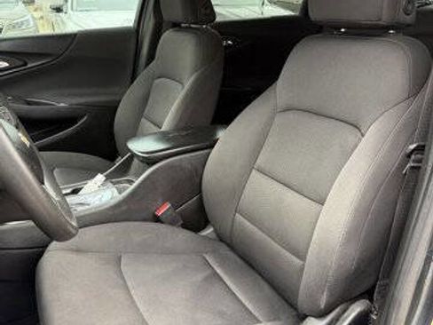 Used 2018 Chevrolet Malibu LS image 13