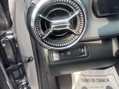 Certified 2025 Chevrolet Equinox LT w/ Convenience Package II image 15