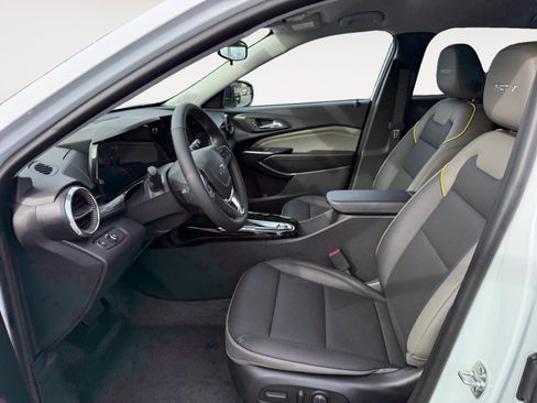 New 2026 Chevrolet Trax ACTIV w/ Driver Confidence Package image 10